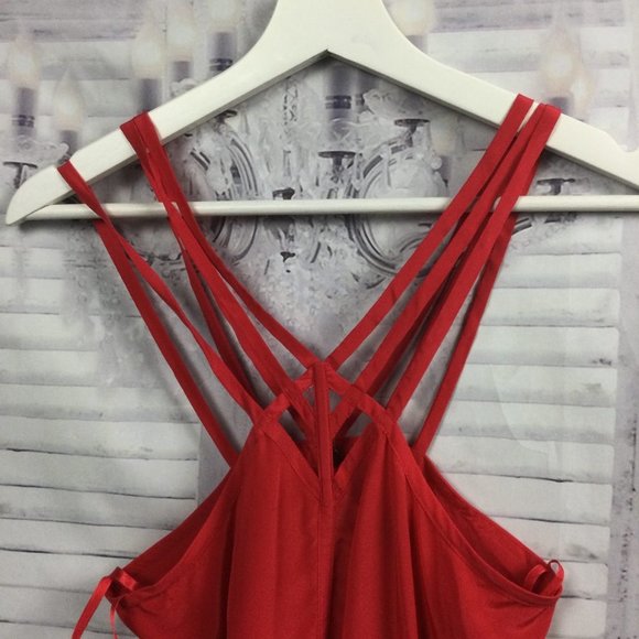 BCBGMaxAzria 100% Silk Cherry Red Criss Cross Tank - Picture 4 of 8